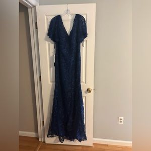 MGNY mother of bride/groom dress. Style 72413. Size 12. Never worn or altered.